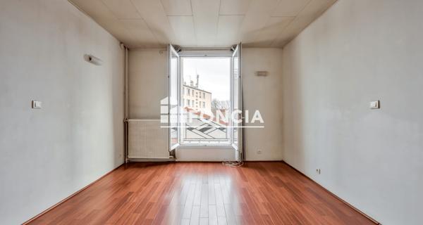 Location Studio 31.83 m² - Issy-les-moulineaux 92130
