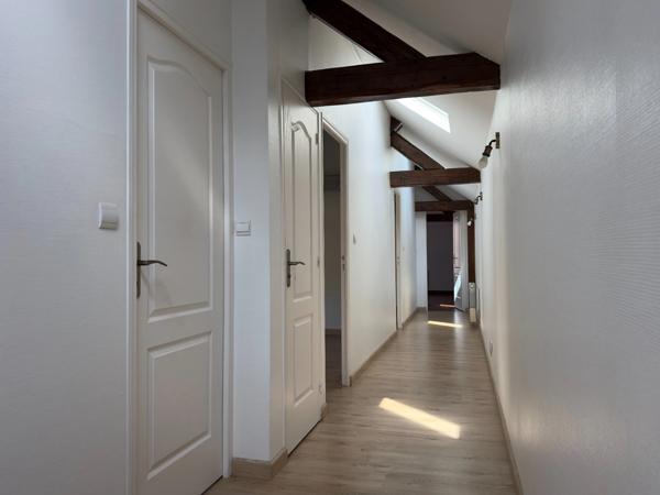 SAUMUR Centre-ville, Appartement duplex 3 chambres de 135m²