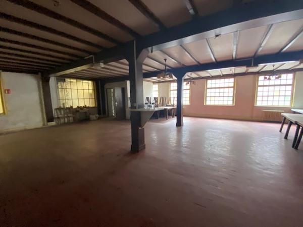Immeuble de 450 m2 à Saint Quentin (02100)