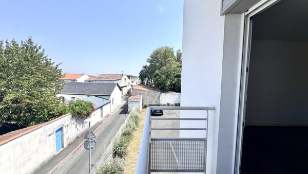 « Appartement T2 à vendre LES MINIMES » 189 900 € FAI* EMPLACEMENT IDÉAL