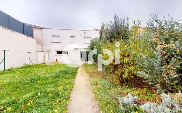 Maison à louer    5 pièces • 93,23 m2 Bron