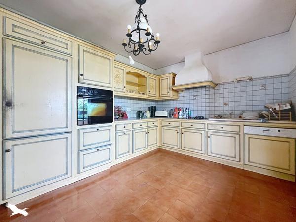 Maison 628 200 € Gignac 6 p 150 m² DPE