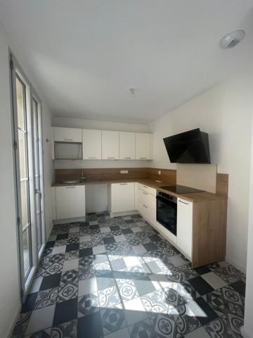 Maison Belle Maison de Ville récente de 94 m² à Léognan avec jardin et garage 94.45 m²