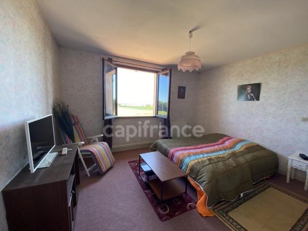 A 12 mns de Thouars Pavillon de 112m2 3 chambres avec beau terrain de 1900m2