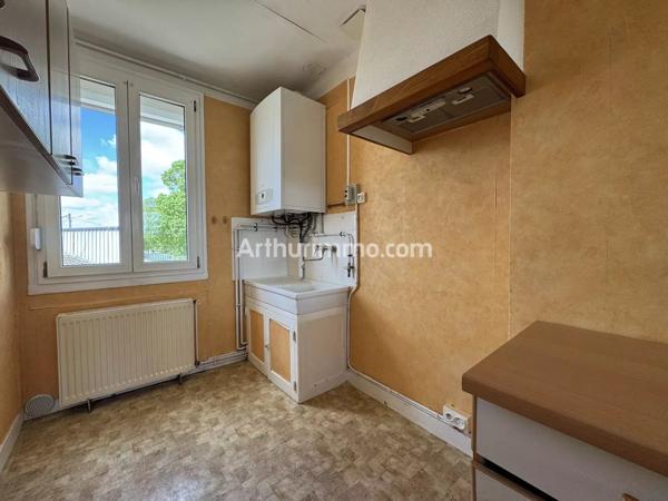 Location                                                      Appartement
                        
                     3 pièces                      57 m2                     à Tavaux