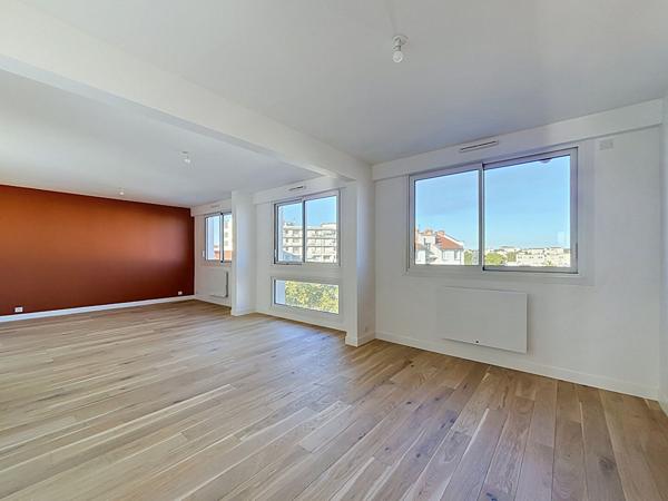 Appartement Lyon 5 pièces rénové Monplaisir Grange Blanche avec place de parking