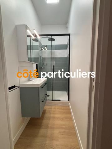 Location Appartement75 m² - 4 Pièces - Paris (75008)