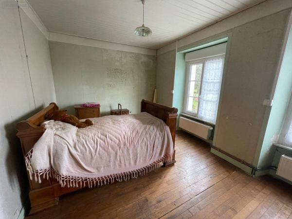 Maison à vendre à Lassay-les-Châteaux en Mayenne (53110), ref : 532