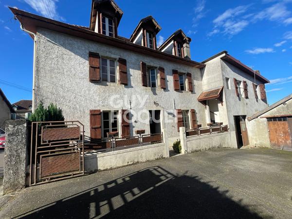 VENTE d'une maison T5 (152 m²) et d'un terrain constructible 15 MN D ORTHEZ