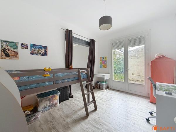 Maison de plain-pied à proximité du village