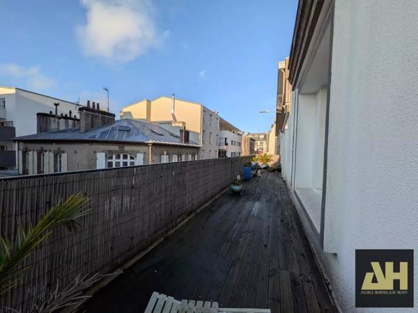 BREST -ST MARTIN- JAURES - SEUL A L'ÉTAGE- 122 M2- 3 CH- 2 TERRASSES- GARAGE