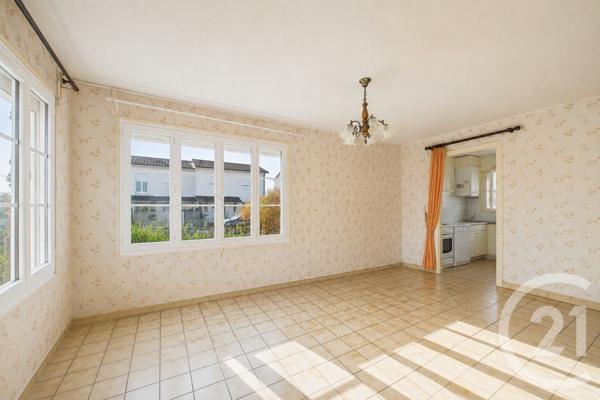 Maison à vendre  5 pièces - 103,04 m 2   EYSINES  - 33