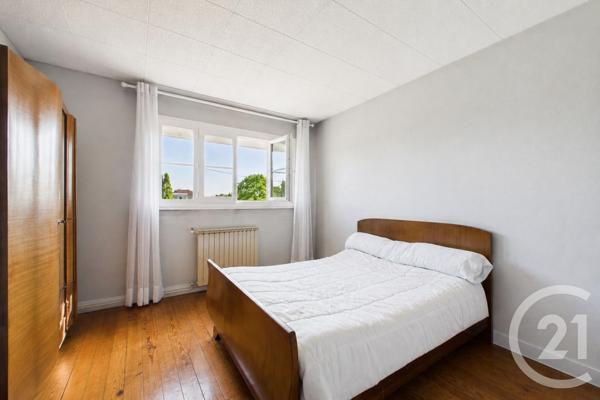 Maison à vendre  5 pièces - 103,04 m 2   EYSINES  - 33
