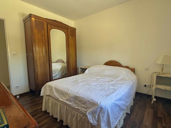 Roquecor (82150) ROQUECOR Maison de plain-pied avec 4 chambres, atelier et jardins