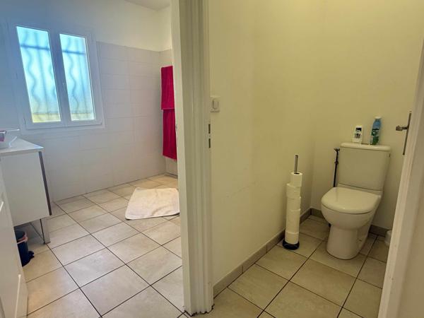 Roquecor (82150) ROQUECOR Maison de plain-pied avec 4 chambres, atelier et jardins