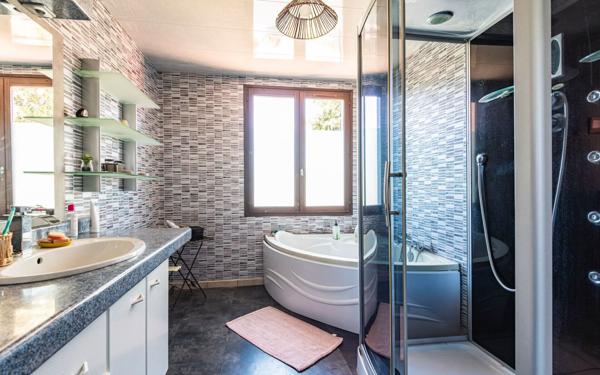 Maison à vendre    5 pièces •  Château-Thierry