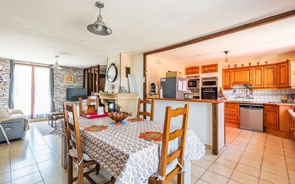 Maison à vendre    5 pièces •  Château-Thierry