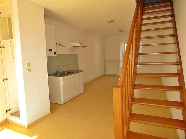 Location                                                      Appartement
                        
                     3 pièces                      53 m2                     à Moyenmoutier