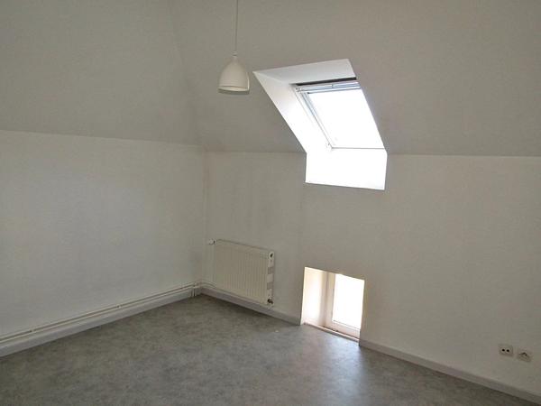 Location                                                      Appartement
                        
                     3 pièces                      53 m2                     à Moyenmoutier