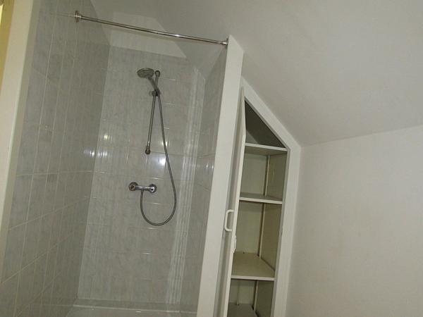 Location                                                      Appartement
                        
                     3 pièces                      53 m2                     à Moyenmoutier