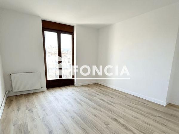 Location Appartement 4 pièces 96.41 m² - 33 RUE EMILE LITTRE Saint Etienne 42100