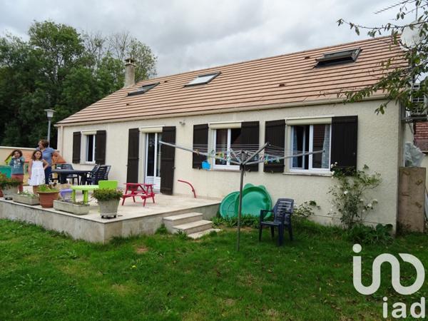 Maison 6 pièces de 120 m² à Pommeuse (77515)