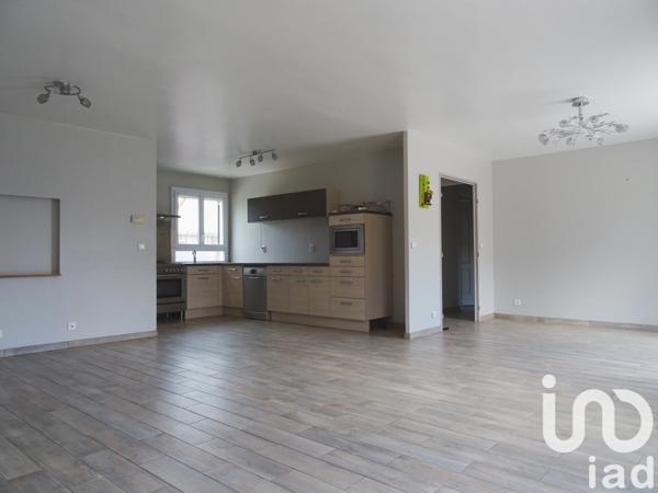Maison 6 pièces de 120 m² à Pommeuse (77515)