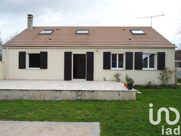 Maison 6 pièces de 120 m² à Pommeuse (77515)
