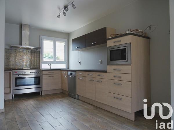 Maison 6 pièces de 120 m² à Pommeuse (77515)