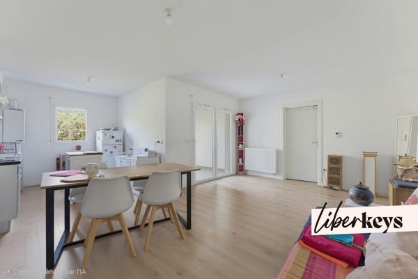 Appartement T3 I 64 m² I Terrasse I Parking sécurisé I à Cenon 🏡