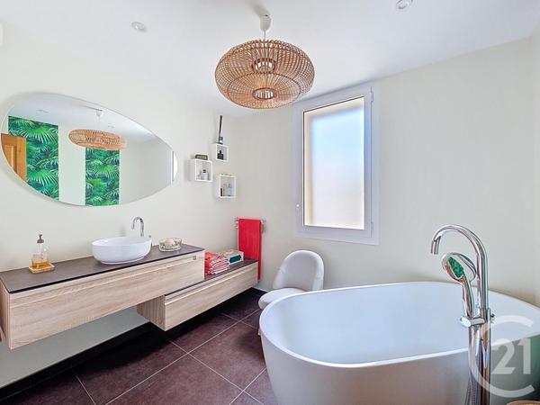 Maison à vendre  5 pièces - 155,92 m2 MARSEILLE - 13008