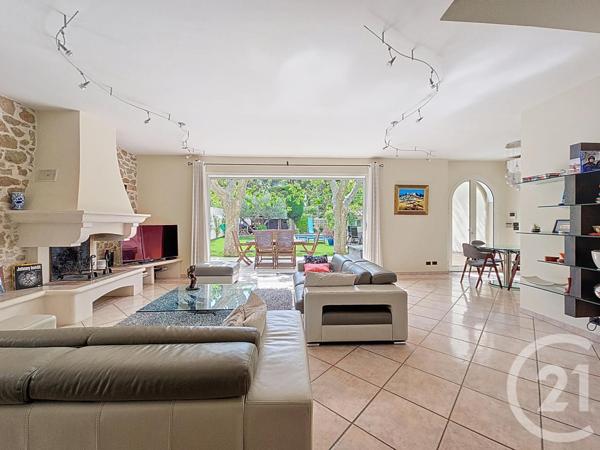 Maison à vendre  5 pièces - 155,92 m2 MARSEILLE - 13008