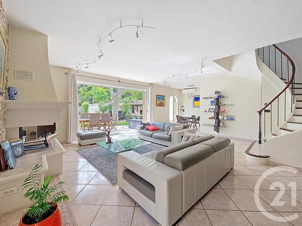 Maison à vendre  5 pièces - 155,92 m2 MARSEILLE - 13008