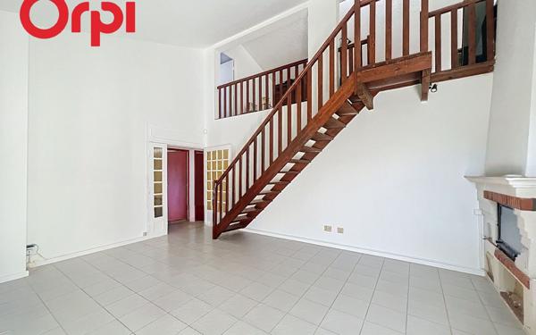 Maison à vendre    3 pièces •  Bompas