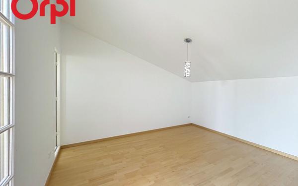 Maison à vendre    3 pièces •  Bompas