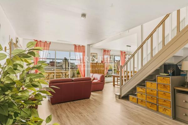 Dernier Etage – Terrasse – 4 Chambres – Garage – Ascenseur