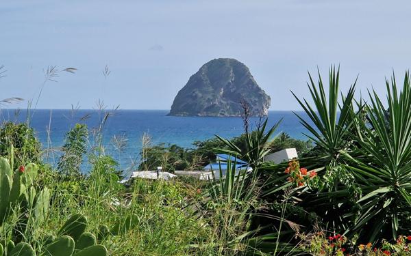 Maison à louer    4 pièces •  Le Diamant