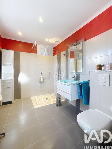 Maison à vendre 7 pièces 233 m² Carpentras