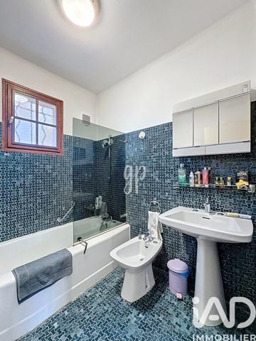 Maison à vendre 7 pièces 233 m² Carpentras