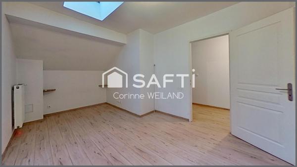 Magnifique duplex dans petite copropriété, DPE C, 2 chambres, grande terrasse, garage. Centre ville