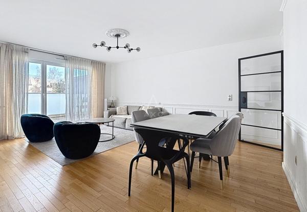 SURESNES - CENTRE VILLE - APPARTEMENT 4 PIECES/ 3 CHAMBRES AVEC DOUBLE TERRASSE ET PARKING