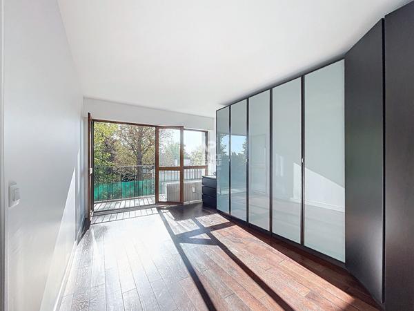 Appartement Chatou 5 pièce(s) 103.7 m² 578 000 € **  - Référence  161590