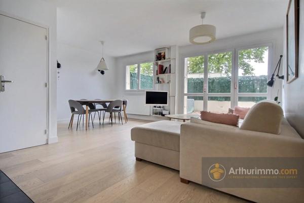 Location Appartement 4 pièces 91 m2 à Charenton-le-Pont