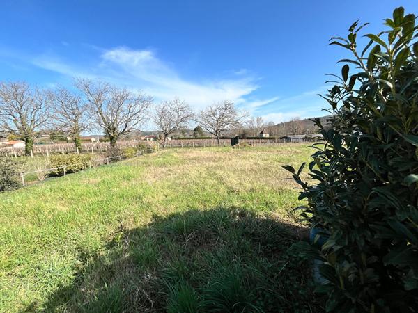 Terrain proche centre ville Prayssac