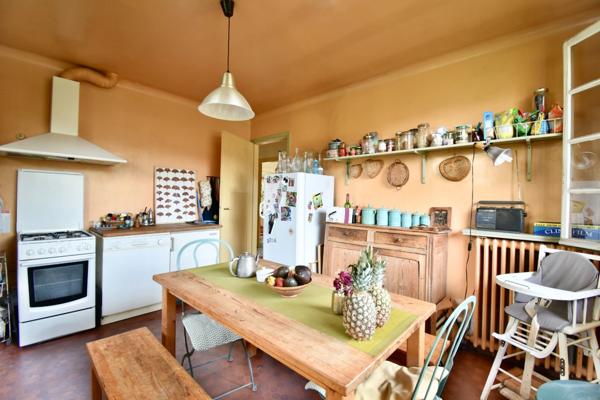 A vendre à ORSAY (91), maison familiale 6 chambres terrain 660 m2