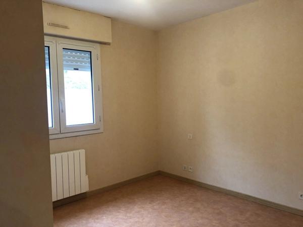 Location                                                      Appartement
                        
                     2 pièces                      43 m2                     à Baraqueville