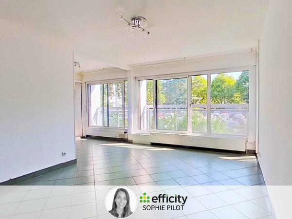Appartement
         5 pièces
        - 110 m² Exclusivité 349 000 € *