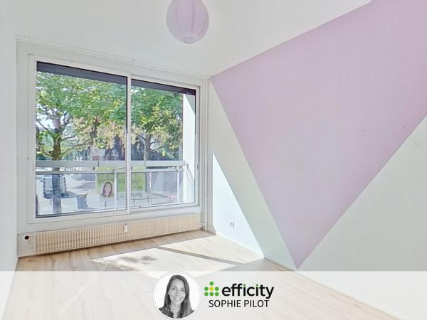 Appartement
         5 pièces
        - 110 m² Exclusivité 349 000 € *