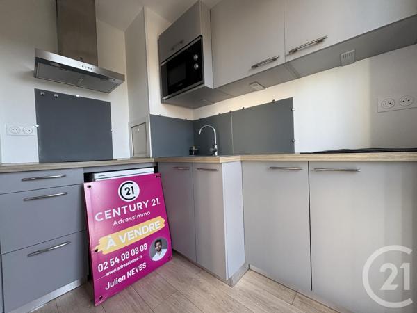 Appartement Studio à vendre  1 pièce - 34,10 m2 CHATEAUROUX - 36