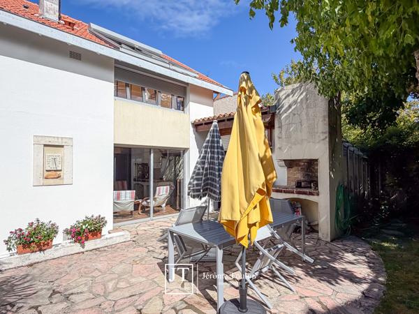 Maison 5 pièce(s) 4 chambre(s) 155 m²